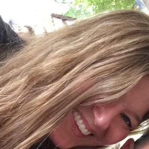 Meet your Posher, Carrie